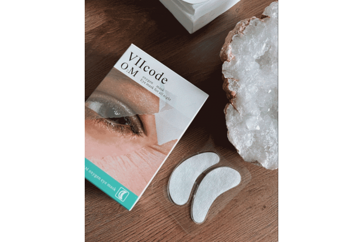 Why Eye Hydration Matters: The Benefits of Overnight Eye Care