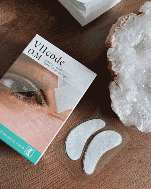 Why Eye Hydration Matters: The Benefits of Overnight Eye Care